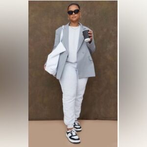 Pretty Little things Gray double pocket Blazer